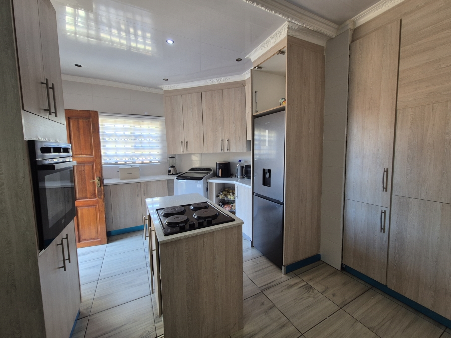 3 Bedroom Property for Sale in Stilfontein North West